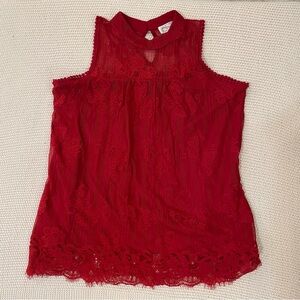 Chic Red Lace Sleeveless Blouse